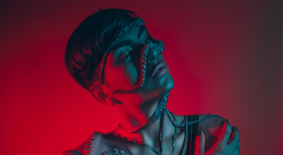 https://nikkiradfar.com/wp-content/uploads/2024/06/showcase-details-2-6.jpg